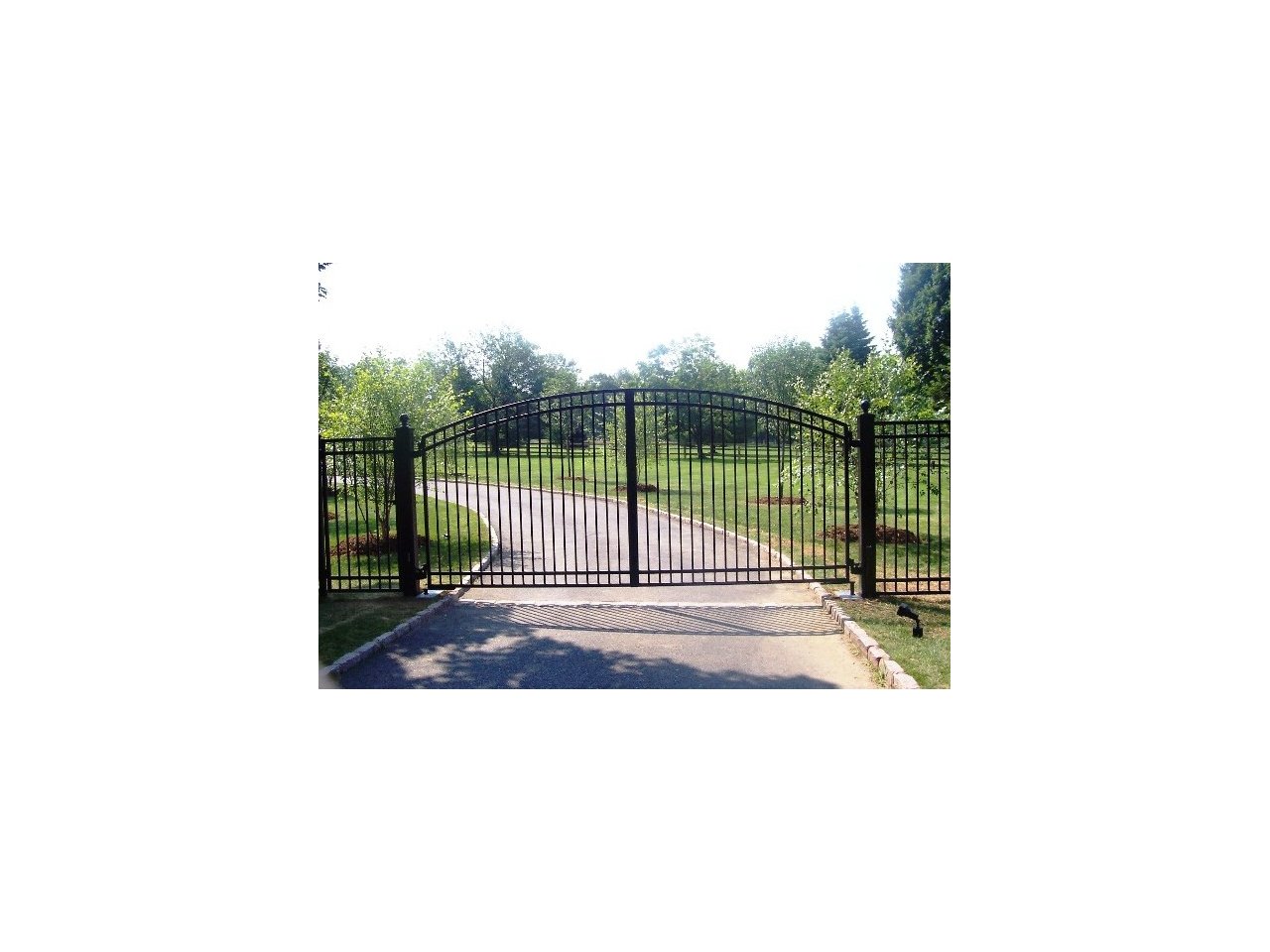 bramy stalowe uchylne