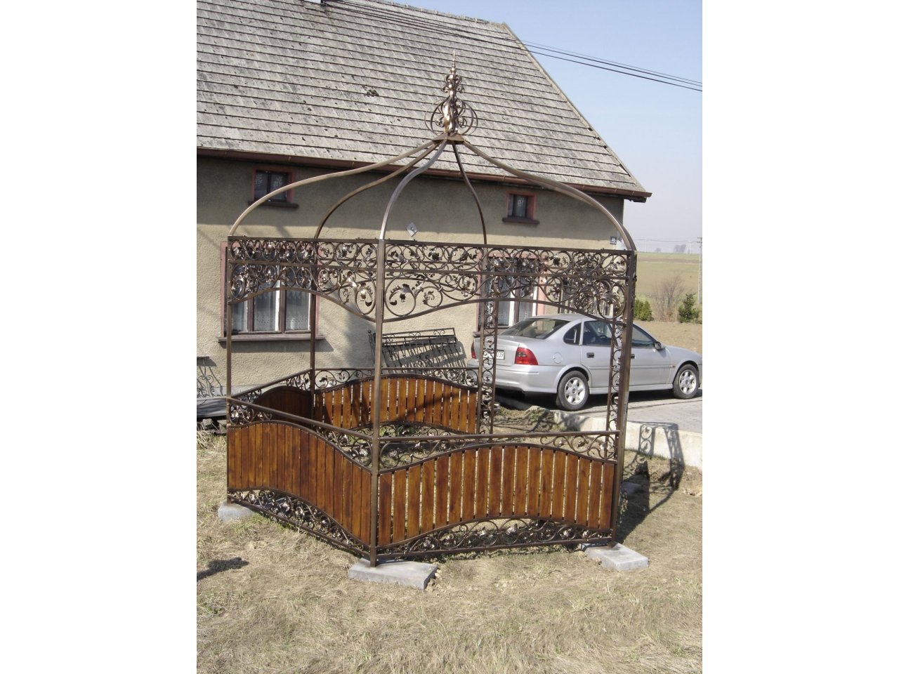 Huśtawka kuta ogrodowa