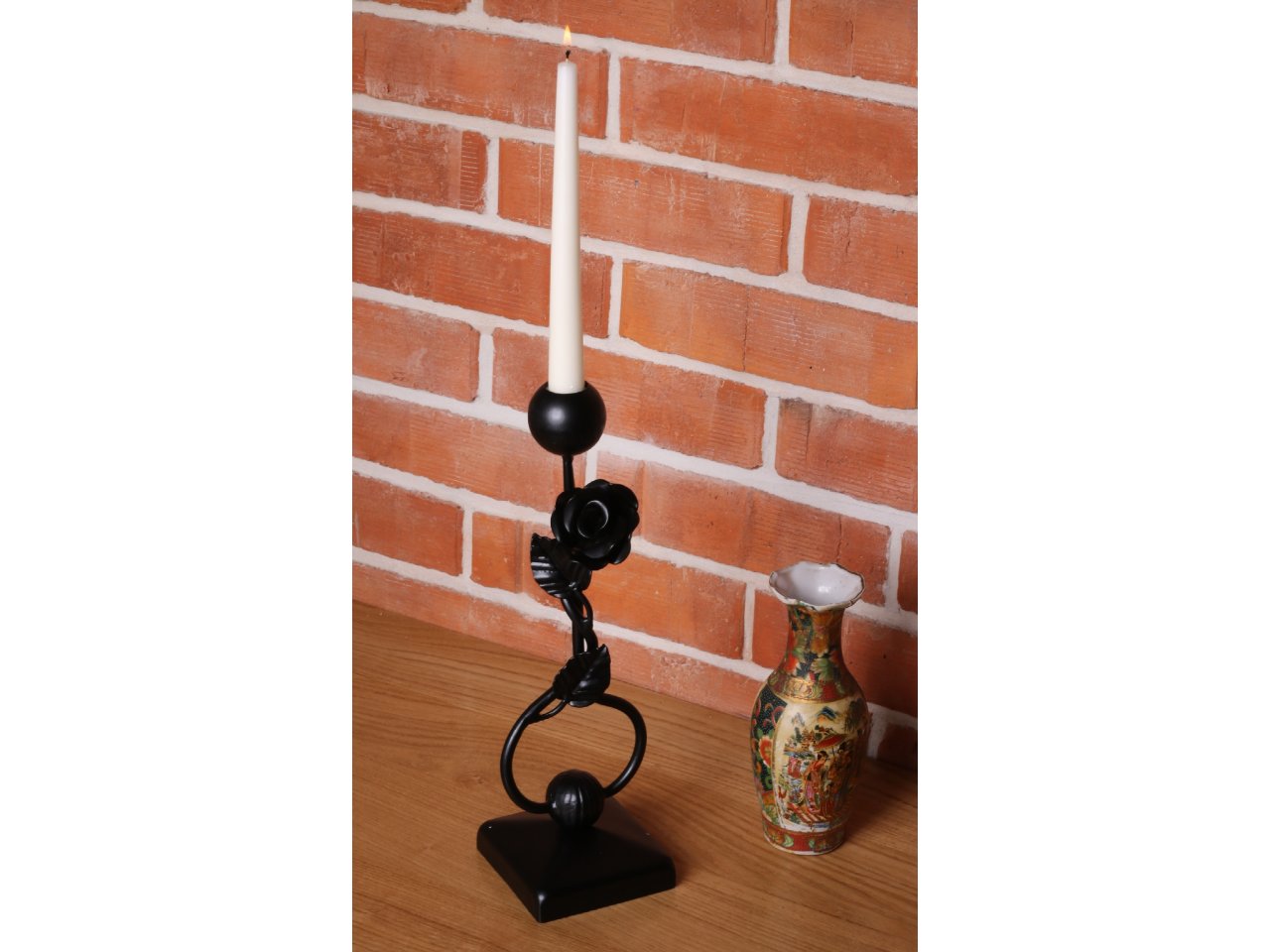 Geschmiedetekerzenständer mit Trauben