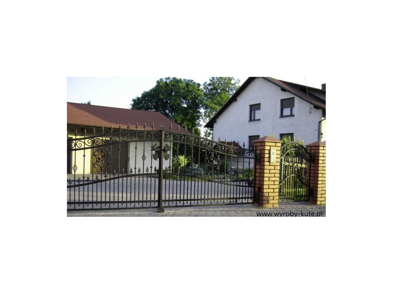 Brama kuta uchylna model BU22