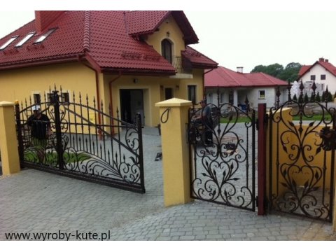 Brama kuta uchylna model BU49