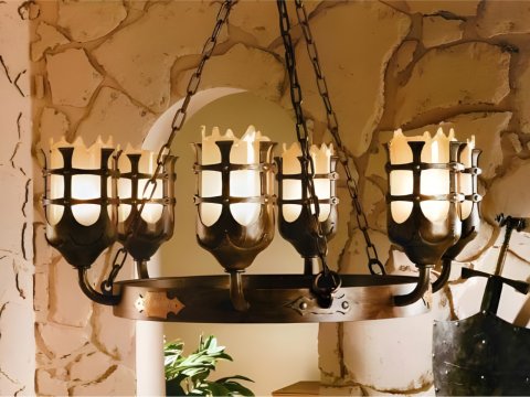 Metall geschmiedete lampe...