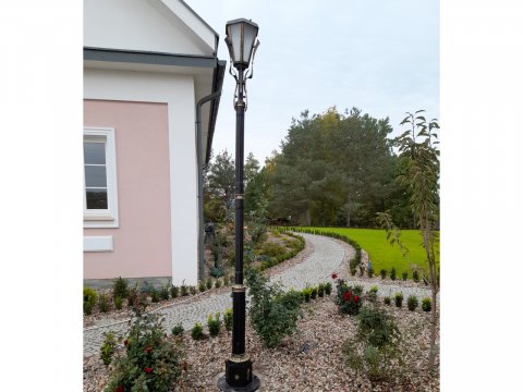 Geschmiedete Gartenlampe