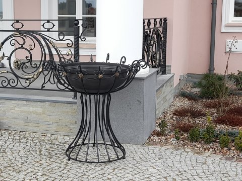 Geschmiedetes Gartenblumenbeet