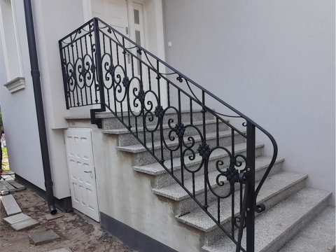 Balustrada kuta na balkon -...