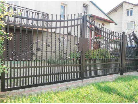 Brama kuta uchylna model BU50