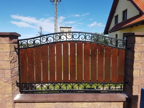Ogrodzenie kute przęsła...