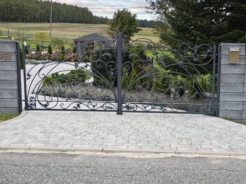 Geschmeidete Drehtor Model...