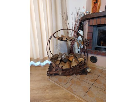 Holzregal