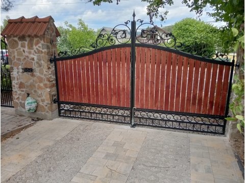 Brama Kuta Uchylna z...