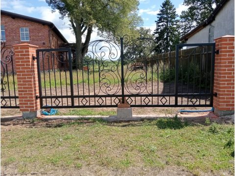 Brama Kuta Dwuskrzydłowa...