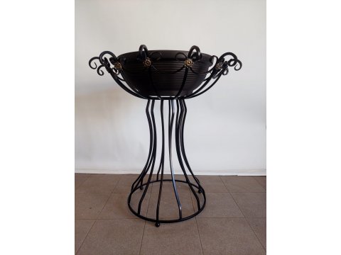 Geschmiedetes Gartenblumenbeet