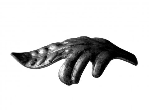 Stalowy liść kuty wygięty...