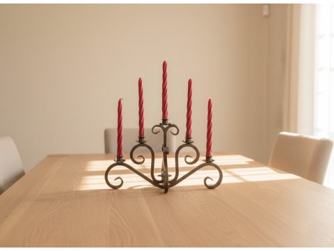 Geschmiedetekerzenständer...