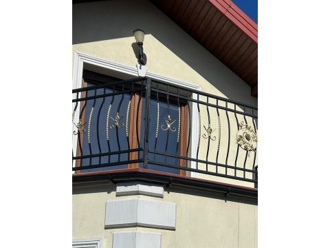 Balustrada kuta zewnętrzna...