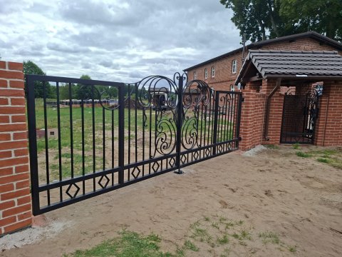 Brama Kuta Dwuskrzydłowa...